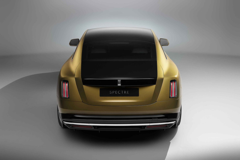 Rolls-Royce Unveil The Spectre - Their First Ever Electric Vehicle
