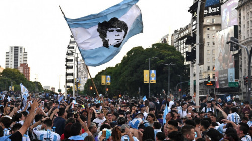 "Nebunie" după calificarea Argentinei în sferturile Cupei Mondiale. Suporterii s-au "dezlănțuit"