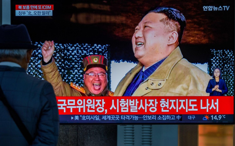 A TV screen shows North Korea's KCNA released pictures of North Korean leader Kim Jong Un and his daughter during a news program at the Yongsan Railway Station in Seoul, South Korea. North Korean leader Kim Jong-un declared a resolute nuclear response to