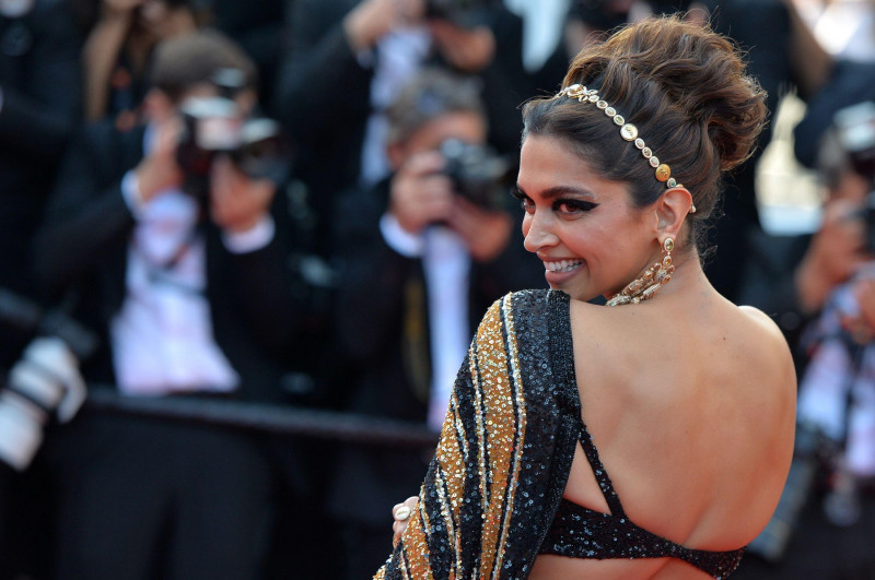 Cannes, France. 17th May, 2022. The actress Deepika Padukone attends the screening of "Final Cut" (original title: "Coupez!") and the Opening Ceremony Red Carpet during the 75th Annual Cannes Film Festival at Palais des Festivals. Credit: Stefanie Rex/dpa