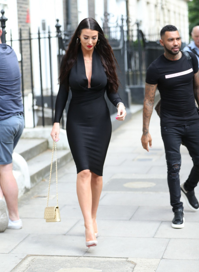 Alice Goodwin makes busty exit in tight dress exits celebs Go Dating with Jermaine Pennant
