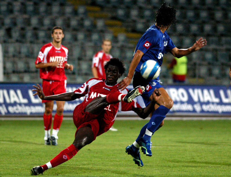FOTBAL:FARUL CONSTANTA-OTELUL GALATI 3-1,LIGA 1(4.08.2006)