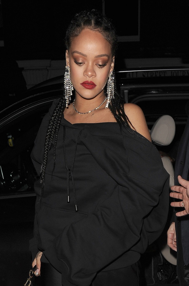 Rihanna arrives at the Chiltern Firehouse for a BAFTA afterparty at 4.30am. The singer stayed until 6.30am. Rihanna was wearing an all black outfit, plus some eye catching earrings and rings