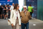 Sao Paulo, Brazil - 10/11/2022, ECCLESTONE Bernie (gbr), former CEO of Formula One Group, and how wife Fabiana Flosi Ecclestone in the paddock during the Formula 1 Heineken Grande Premio de So Paulo 2022, Sao Paulo Grand Prix Grand Prix 2022, 21st round o