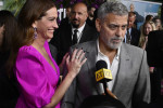 Julia Roberts and George Clooney Attend the "Ticket to Paradise" Premiere in Los Angeles