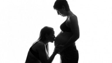 Drumul de la cancer la sarcină cu gemeni. Veste enormă pentru Carla Suarez Navaro și partenera sa