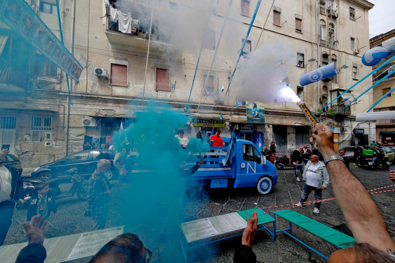 Festa scudetto:Napoli prove generali di caroselli in attesa Salernitana