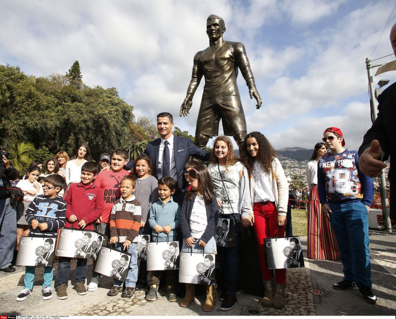 Portugal Ronaldo statue unveiled in hometown