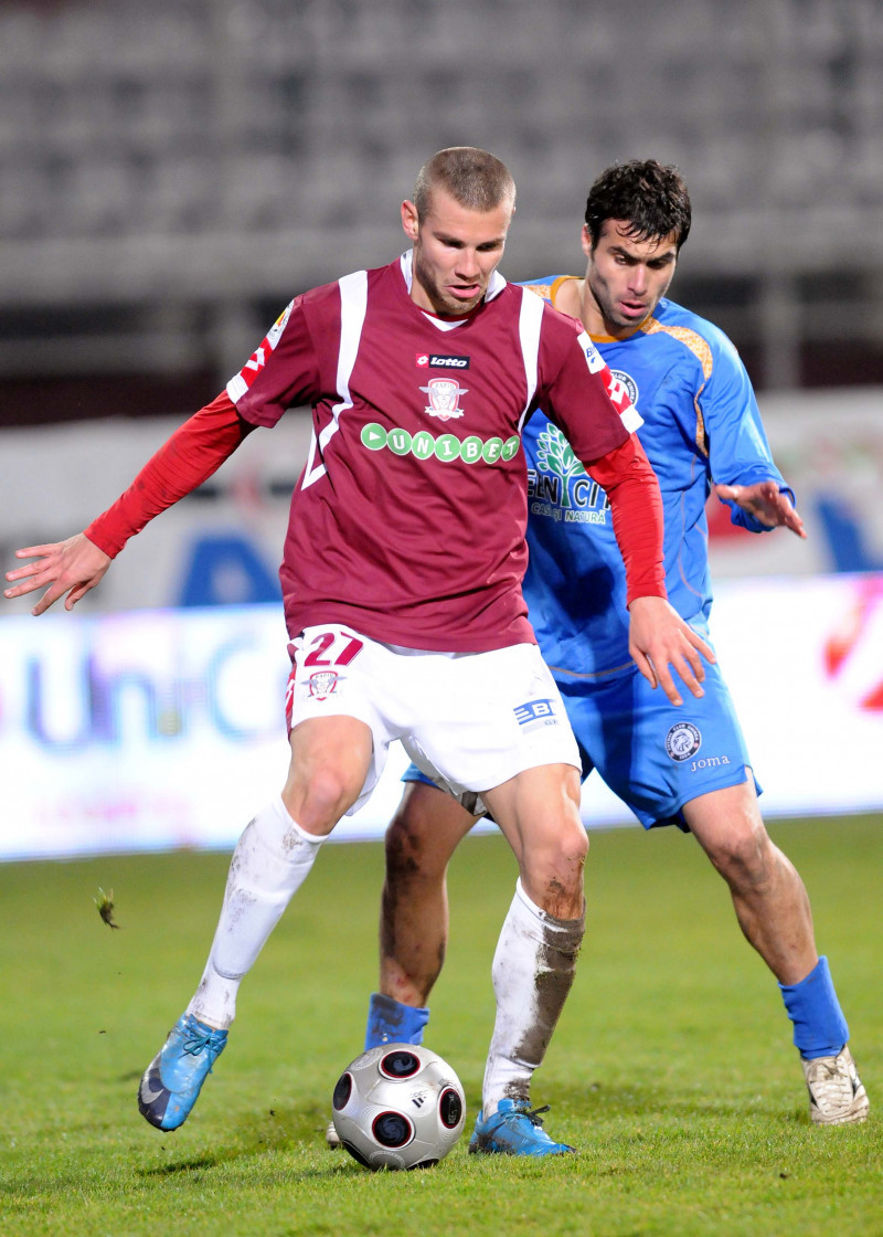 1.FOTBAL:RAPID BUCURESTI-FC UNIREA URZICENI 1-1,LIGA 1 (28.02.2010)