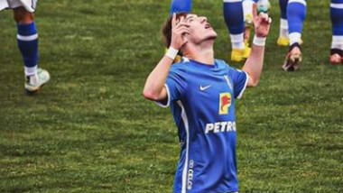 Campionul modestiei! A câștigat titlul cu Farul, dar nu se ferește de muncile câmpului: ”Merg să-l ajut pe tata”