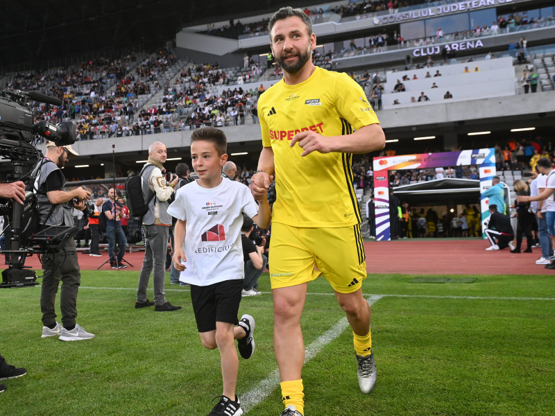 FOTBAL:ALL STARS ROMANIA-GALATASARAY LEGENDS, AMICAL SPORTS FESTIVAL (2.06.2023)