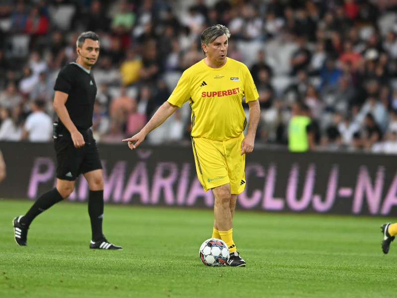 FOTBAL:ALL STARS ROMANIA-GALATASARAY LEGENDS, AMICAL SPORTS FESTIVAL (2.06.2023)