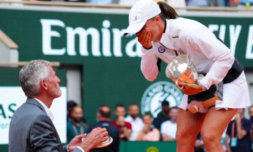 Bucuria a fost prea mare: Iga Swiatek și-a pus mâinile în cap când a văzut ce a făcut la festivitatea de la Roland Garros