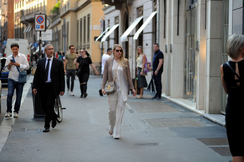 MILAN : Barbara Berlusconi afternoon shopping downtown