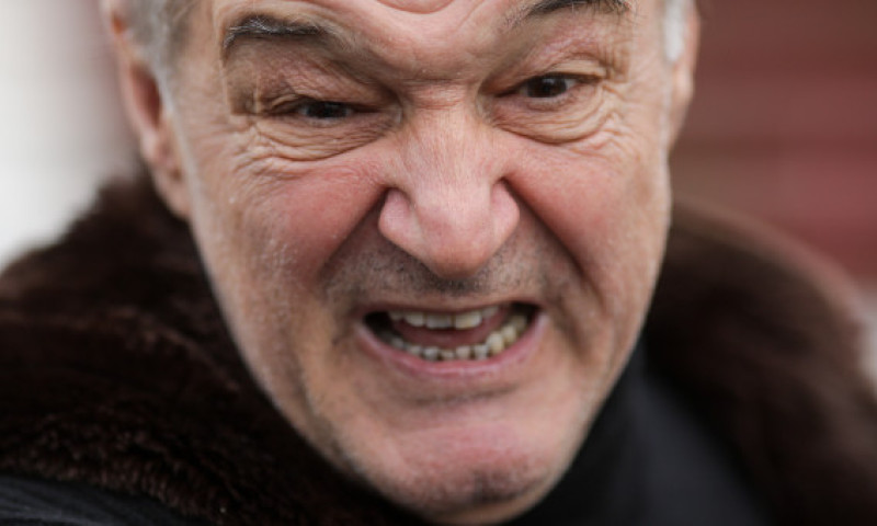 Gigi Becali n-a mai putut privi imaginile redate la TV: "Nu mai dați astea! E cenzură"