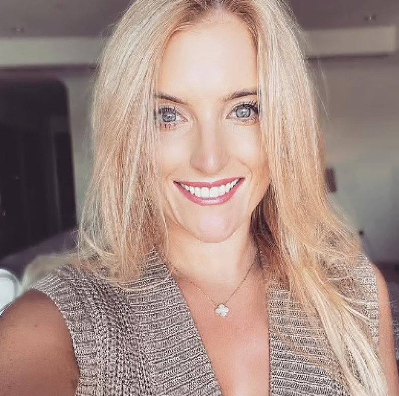 Lucie Rose: Sexy Pics Of The Natural Beauty Owning The Spotlight