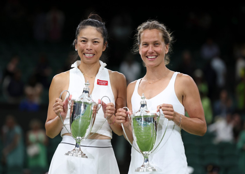 (SP)BRITAIN LONDON TENNIS WIMBLEDON WOMEN'S DOUBLES FINAL