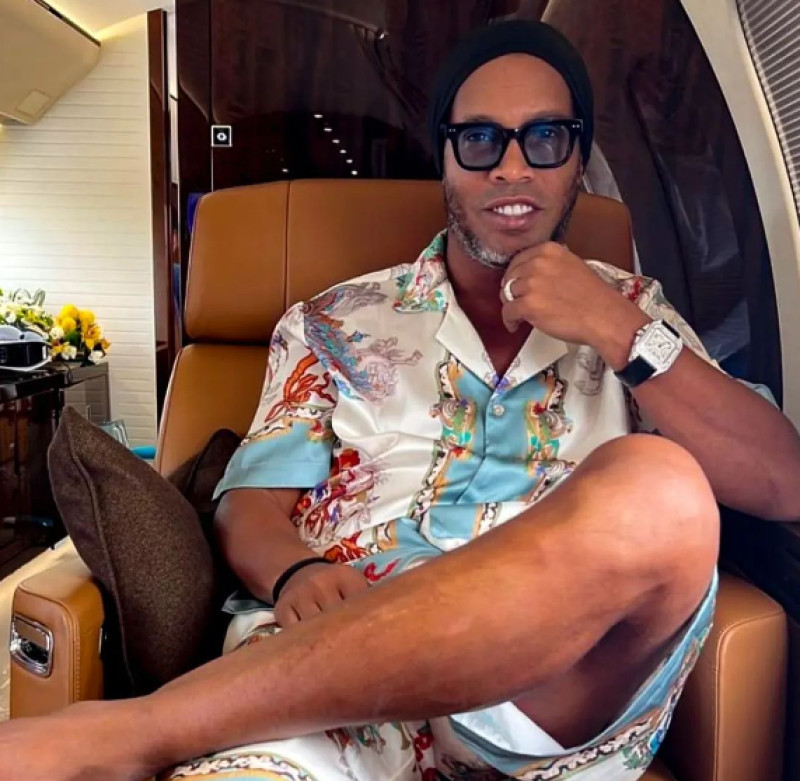 ronaldinho10.jpg