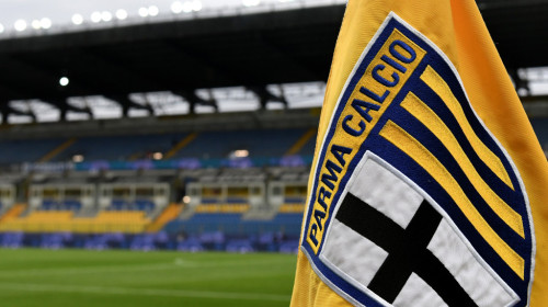 A semnat cu Parma!