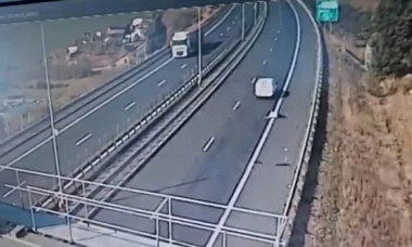 Cazul francezului care s-a aruncat din mașină pe A1. Motivul care l-ar fi determinat să sară Video