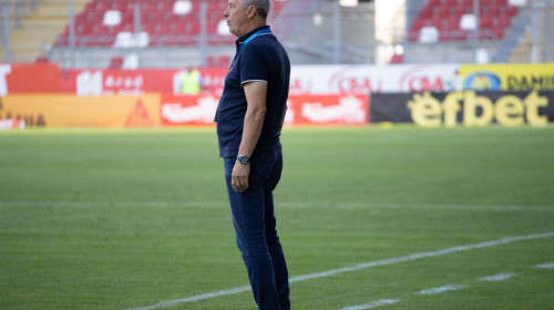 Mircea Rednic a intrat în conflict cu fanii arădeni după UTA - FC Voluntari 0-0: ”Ce vreți, bă, ce vreți?”