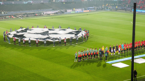 Salzburg - Sociedad, Live Video 19:45 DGS 1, Napoli - Real Madrid, Live Video 22:00 DGS 1. Alte 4 meciuri pe Digi Sport