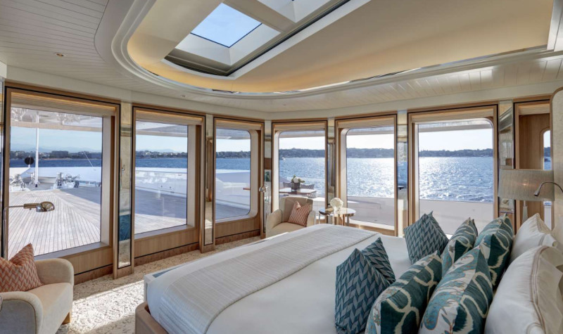 yacht2