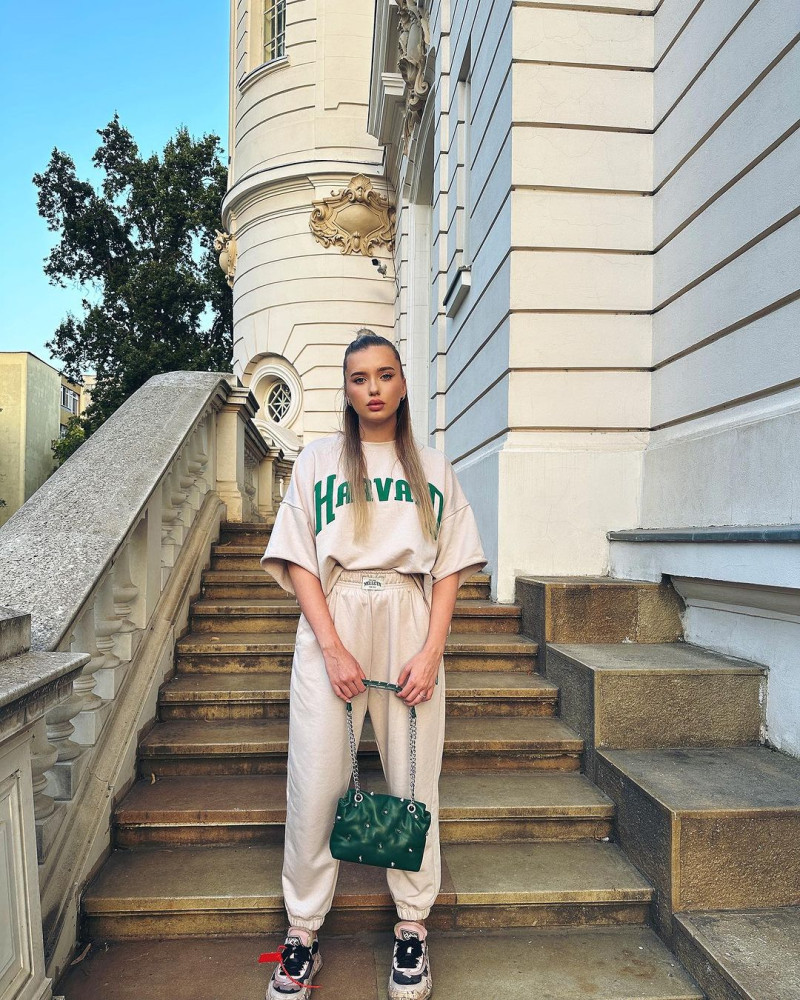 382743160_18384445627033167_4727893935699582826_n