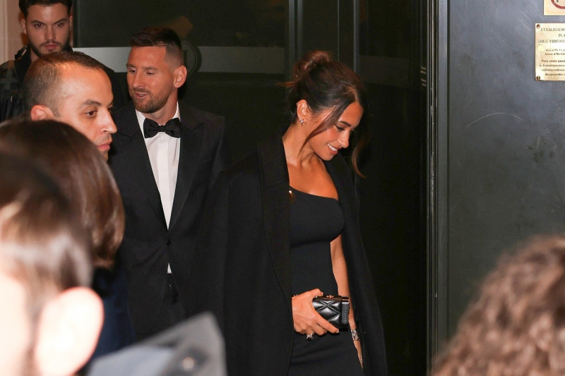 Lionel Messi leaves his hotel ahead of the Golden Ball ceremony in Paris