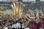 Final Libertadores RIO DE JANEIRO, RJ - 04.11.2023: FINAL LIBERTADORES - Nino raises the cup during the Copa Libertadore