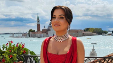 FOTO Decizie total neașteptată: Romina Gingașu a șters tot ”cu buretele” și a lăsat doar ȘAPTE cuvinte