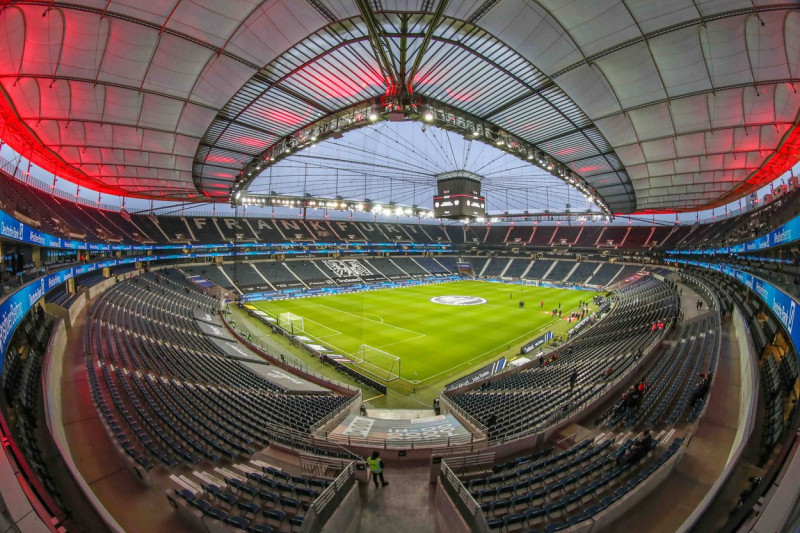 Fußball 1. Bundesliga 15. Spieltag Eintracht Frankfurt - Bayer 04 Leverkusen am 12.12.2021 im Deutsche Bank Park in Fra