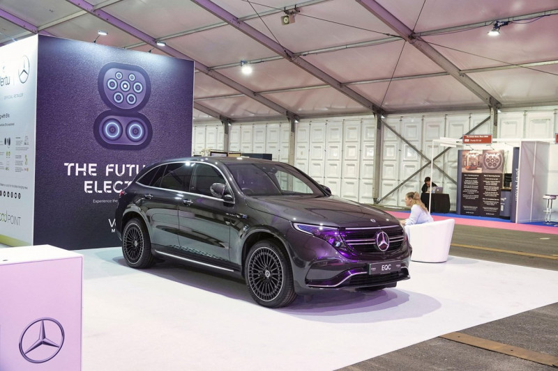 Farnborough, Hants, UK. 18th Aug, 2022. Mercedes EQC electric SUV on display at the 2022 British Motor Show, held on the site of the famous Farnborough Airshow Credit: Motofoto/Alamy Live News