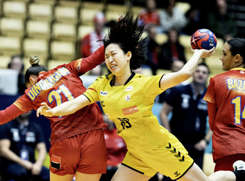 GALERIE FOTO Mesajul Federa iei Rom ne De Handbal Dup Victoria Cu 