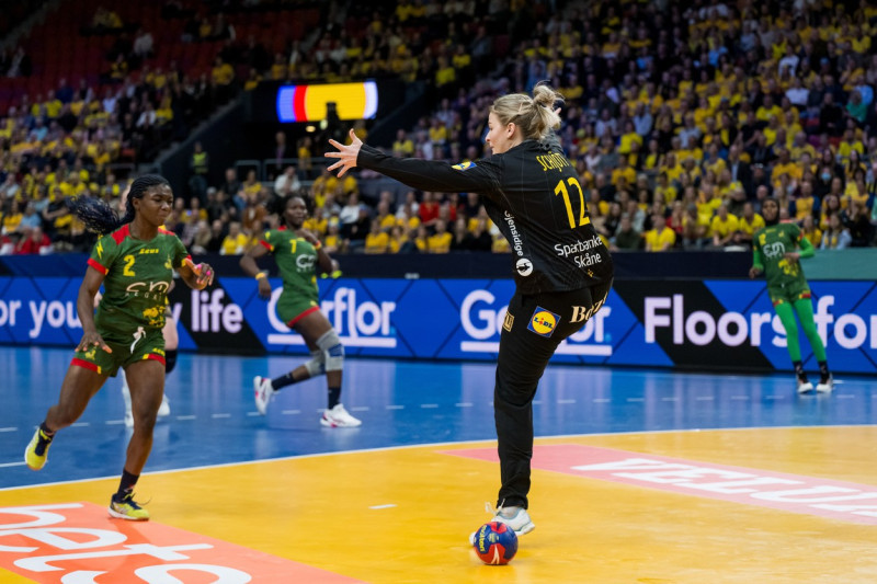 2023 IHF Women's World Championship, day 9, Sweden - Cameroon