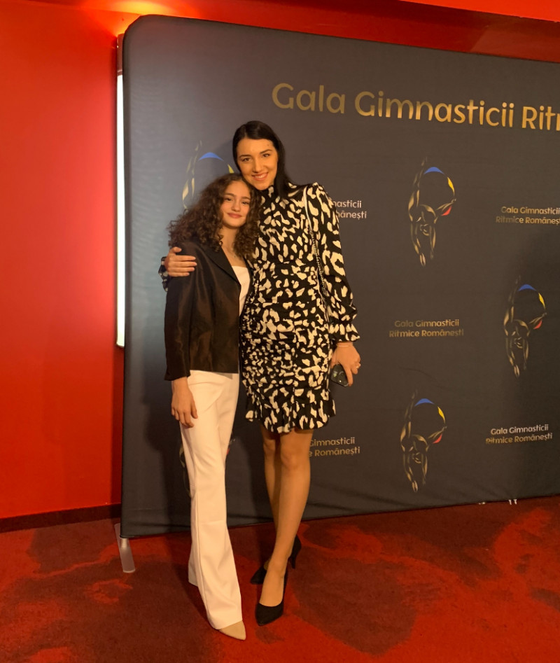 Amalia Lică alături de antrenoarea ei, Adriana Mitroi