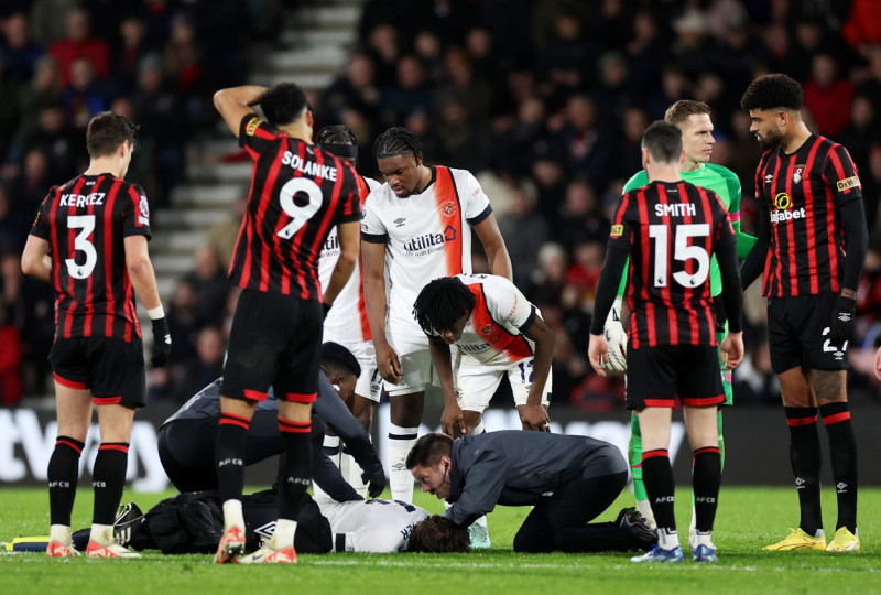 AFC Bournemouth v Luton Town, Premier League, Football, Vitality Stadium, Bournemouth, UK - 16 Dec 2023