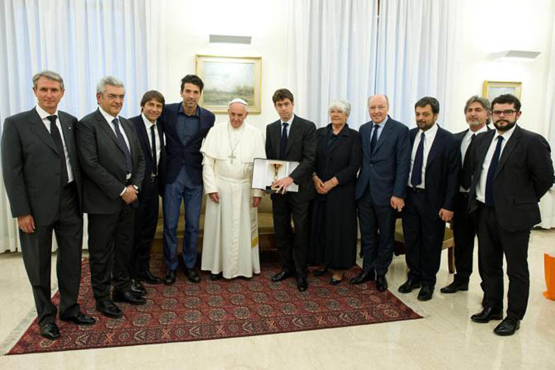 Juventus in audienta la Papa Francisc 6