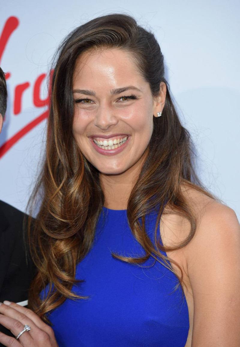 ana ivanovic casual 3