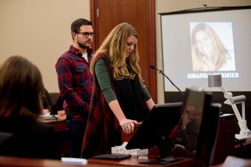 Amanda Cormier depune mărturie