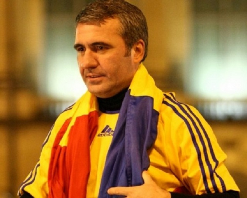 Gheorghe Hagi (47)