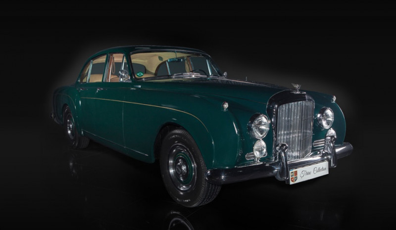 1962 Bentley S2 Continental Flying Spur Saloon by H. J. Mulliner