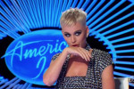 Katy Perry stuns teenager by giving him his first ever kiss on premiere of American Idol reboot