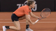Halep nu s-a mai întâlnit cu aşa ceva niciodată. Ce s-a întâmplat la Stuttgart