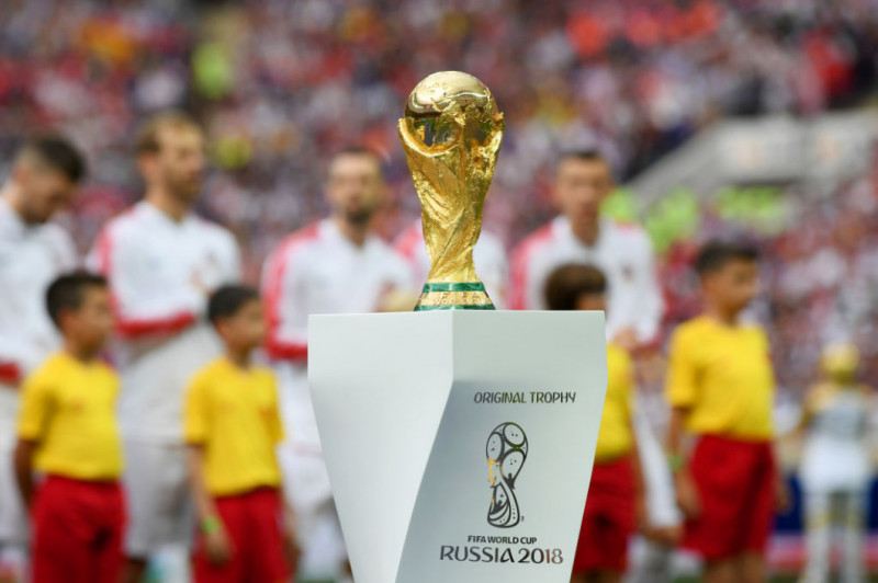 Russian model Vodianova, Germany legend Lahm to present World Cup trophy  ahead of final - FTBL