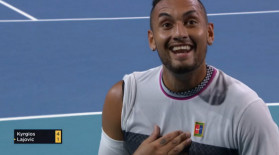 "Nu ai avut nimic mai bun de făcut duminică seara?". Kyrgios, dialog incredibil cu un spectator