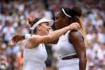 Simona Halep a învins-o pe Serena Williams în finala de la Wimbledon. Foto: Getty Images