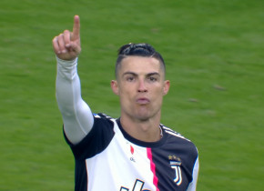 Cristiano Ronaldo, "dublă" în primul meci din 2020. Gestul starului lui Juventus care a apărut cu un nou look