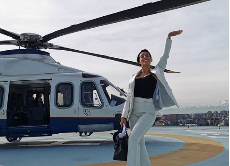 Georgina Rodriguez elicopter