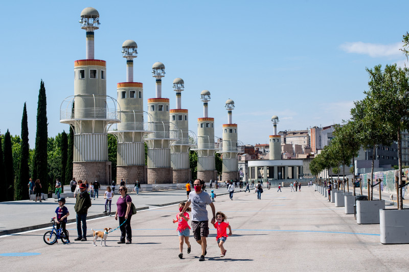 Spain Allows Children To Go Outside, Easing Lockdown Rule